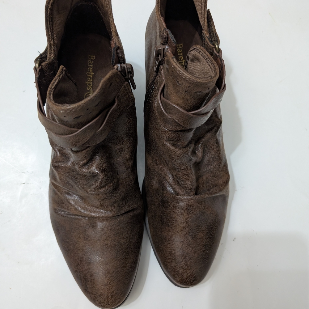 Baretraps Women's Brown Ankle Boots